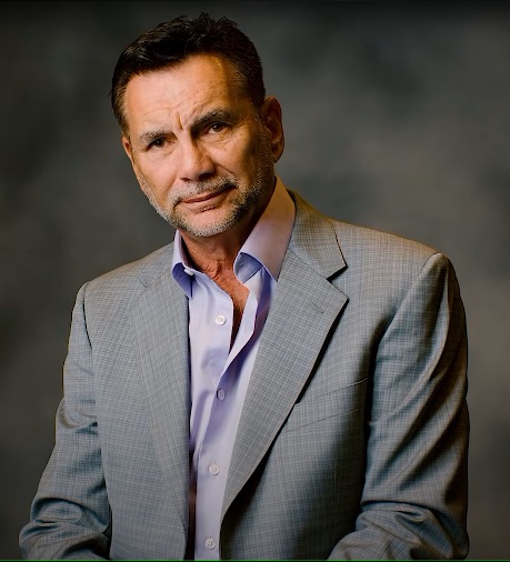 Файл:Michael Franzece.jpg
