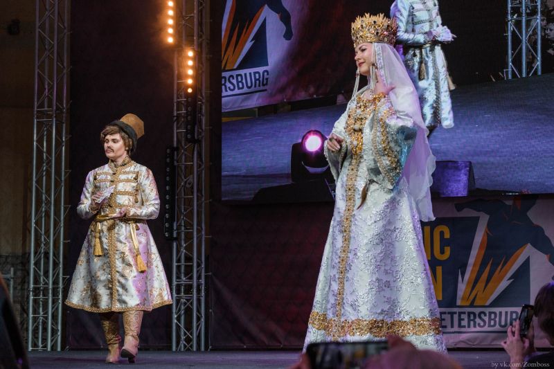 Файл:Жорж Милославский и Марфа Васильевна косплей.jpg