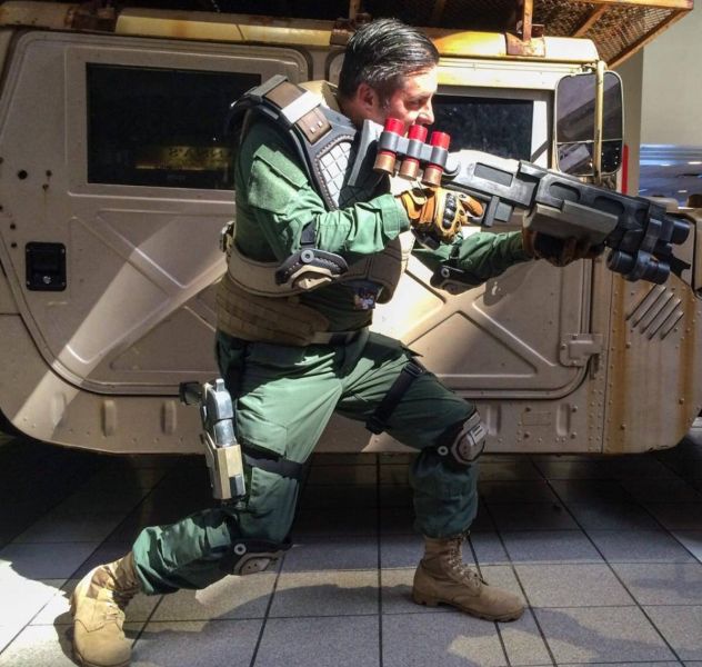 Файл:Штурмовик XCOM косплей.jpg