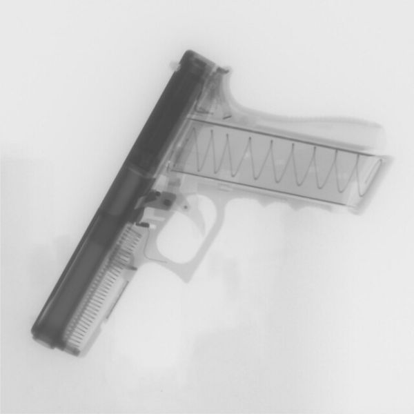 Файл:Glock XRAY.jpg