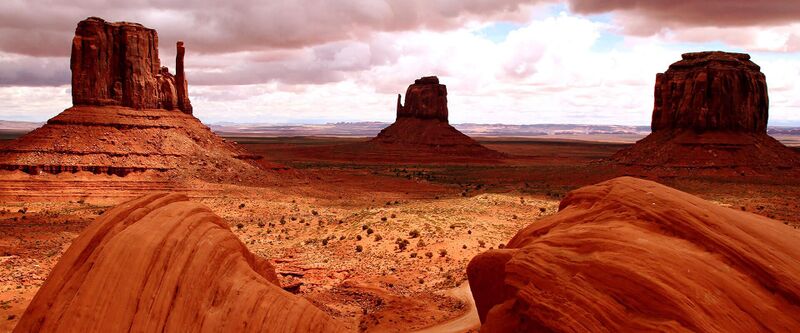 Файл:MonumentValley.jpg