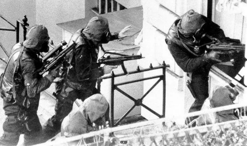Файл:SAS Iranian embassary siege.jpg
