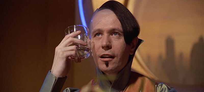 Файл:Zorg and glass.jpg